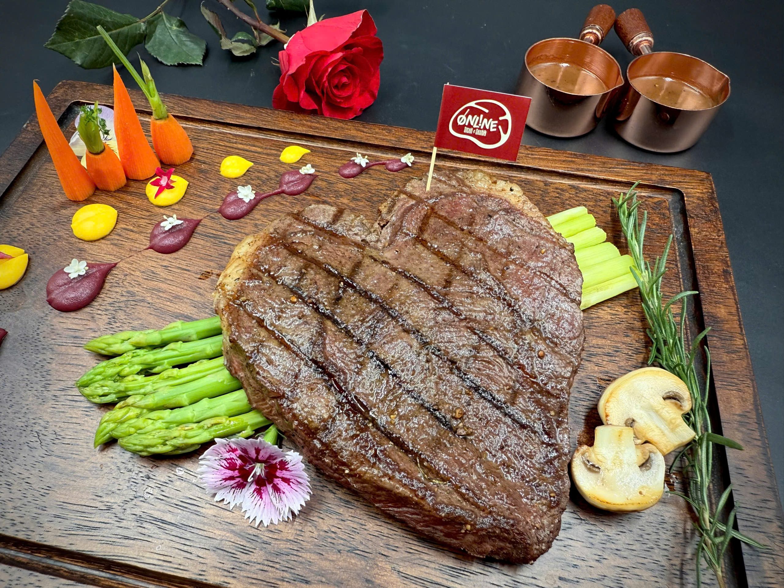 Love-steak-bo-bit-tet-cho-le-tinh-nhan-14-2-valantine-2